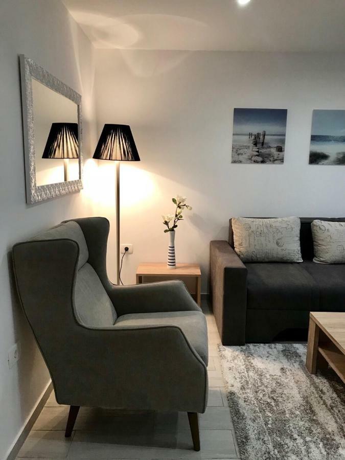 Apartma Sonja ไพราน ภายนอก รูปภาพ