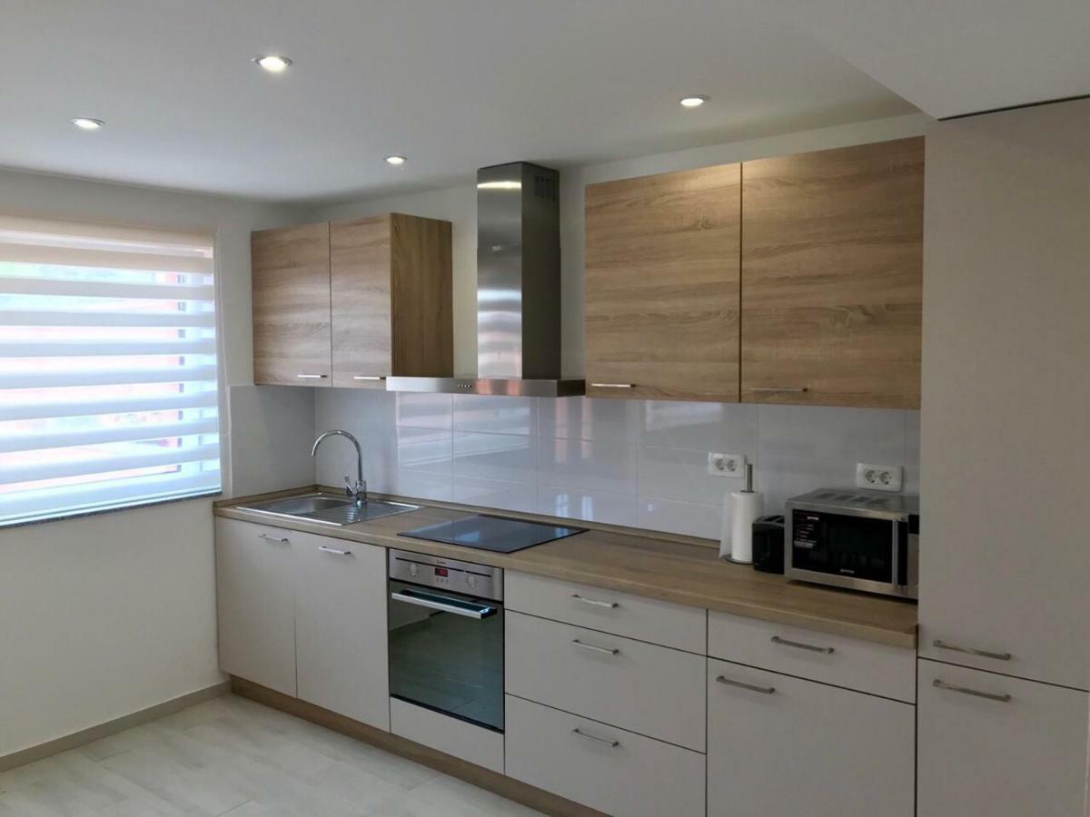 Apartma Sonja ไพราน ภายนอก รูปภาพ